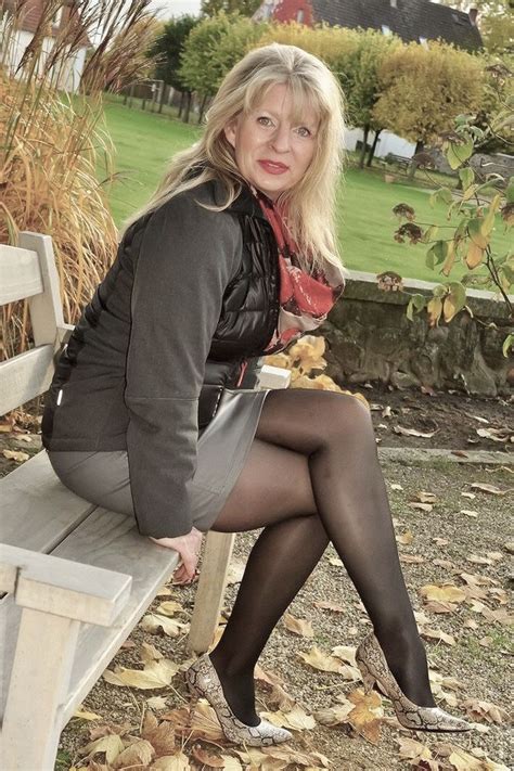 matures in pantyhose porn